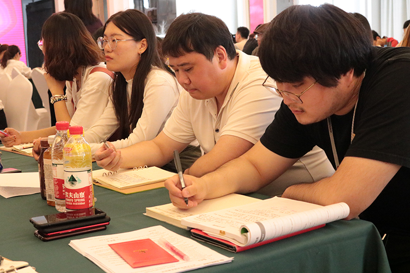 希望美术教育2019年9月新学期教师能力培训